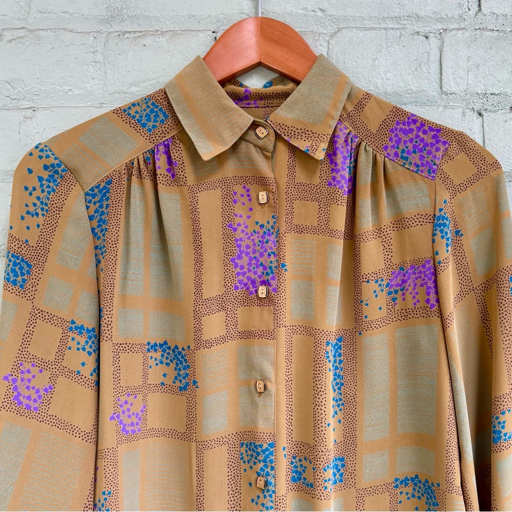 Vintage 80s Novelty Print Blouse - Picture 2 of 8